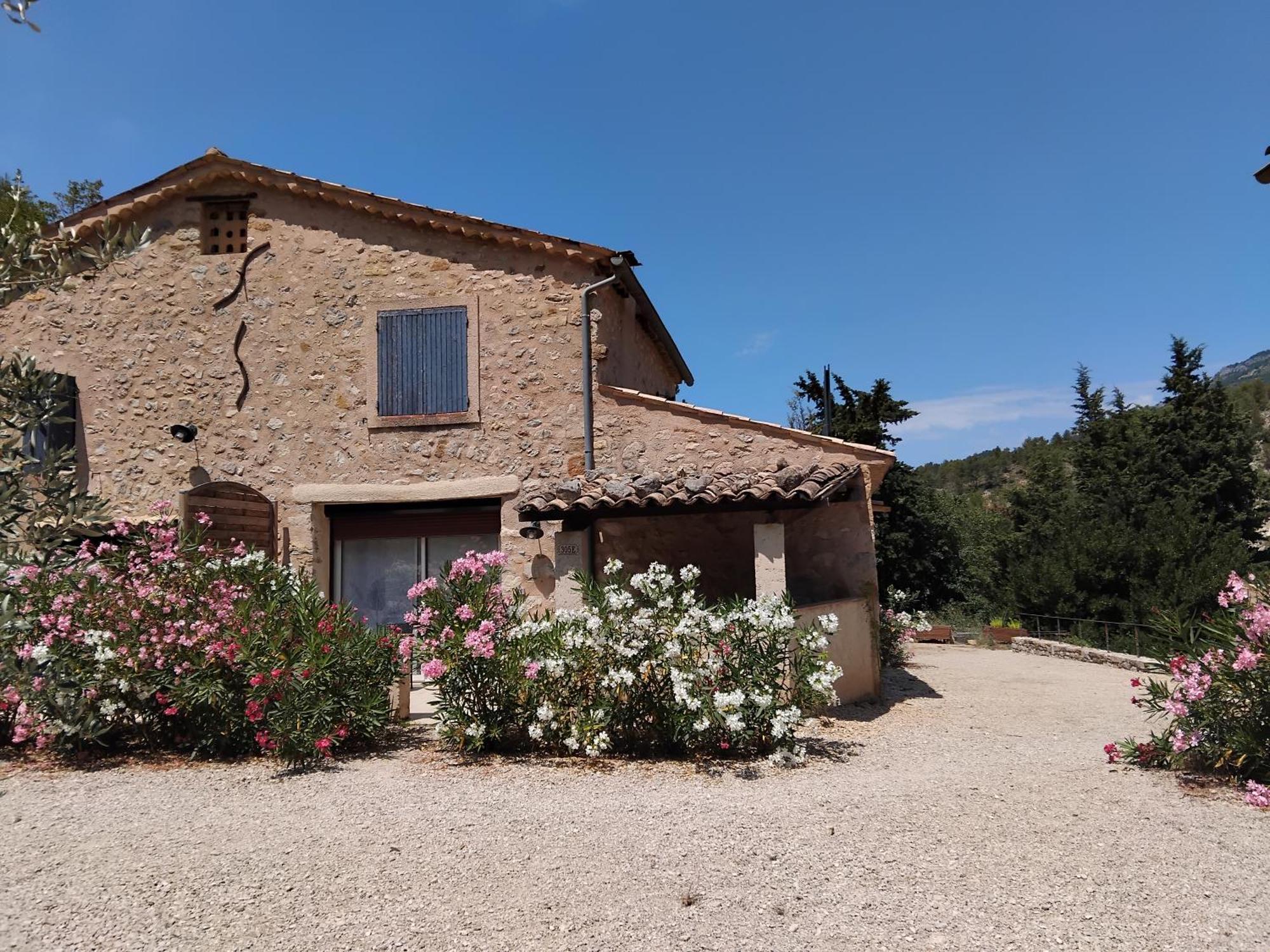 10 Mn Buis Les Baronnies Villa Plaisians Eksteriør bilde